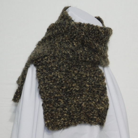 *MEN* TWO for the price of one! BOTH Scarves - Picture 3 of 8